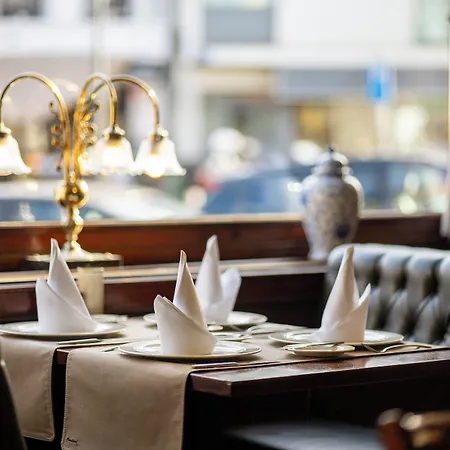 Отель Hotel-restaurant L'auberge Спа